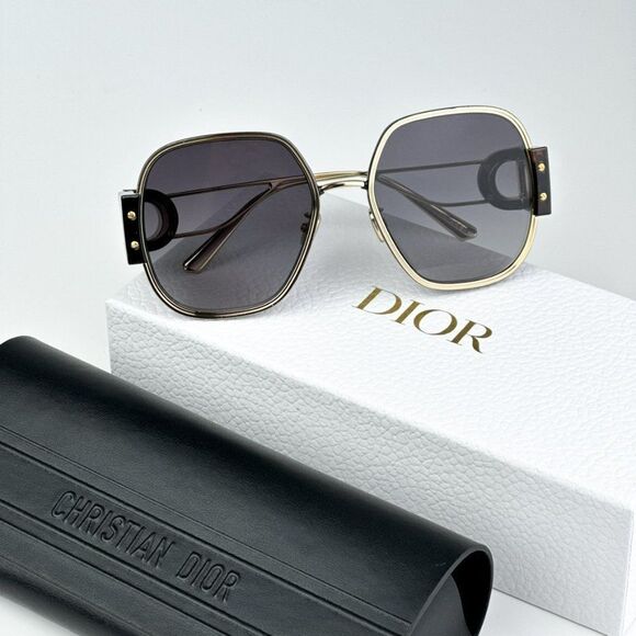 NEW Dior 30MONTAIGNE S5U B4A1 Gold Gradient Smoke Women Oversized Sunglasses - Picture 3 of 12